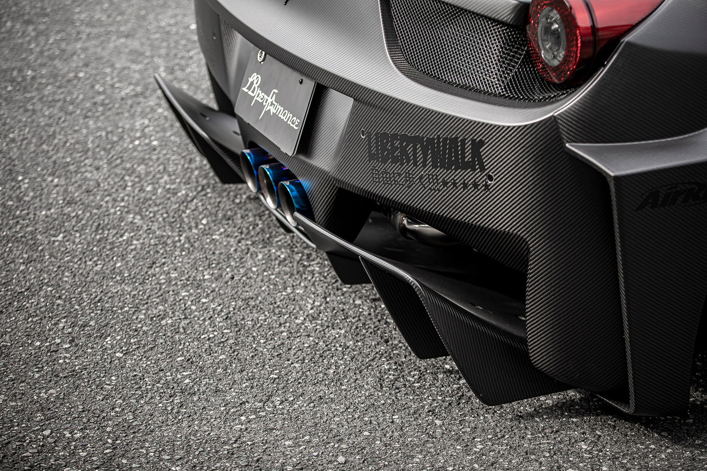 LB★Silhouette WORKS Ferrari 458 GT Full Body Kit