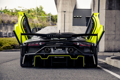 LB★Silhouette WORKS Lamborghini Aventador GT EVO Body Kit