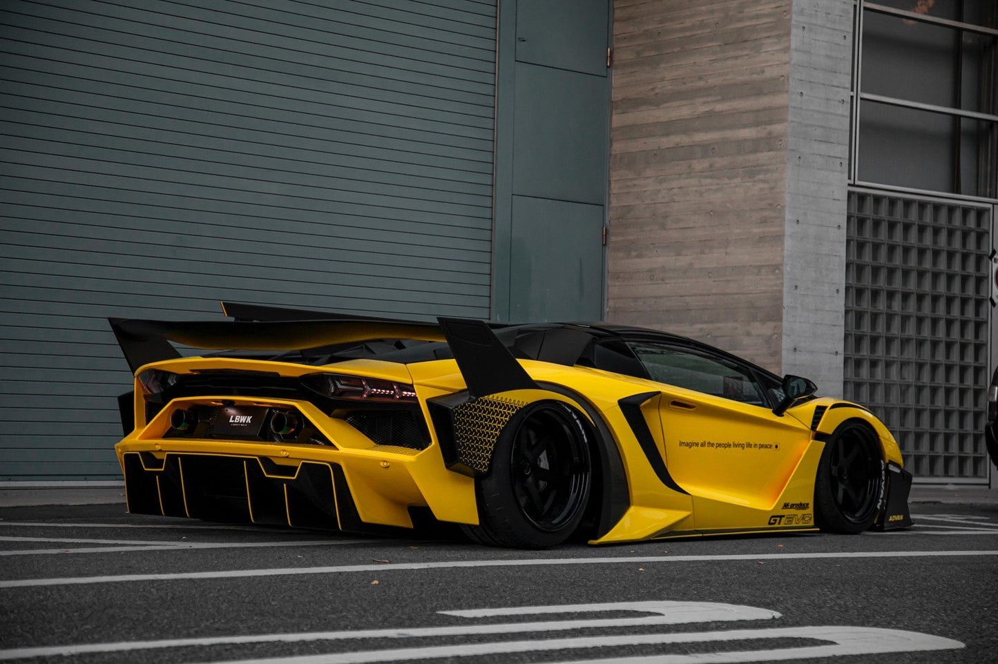 LB★Silhouette WORKS Lamborghini Aventador GT EVO Body Kit