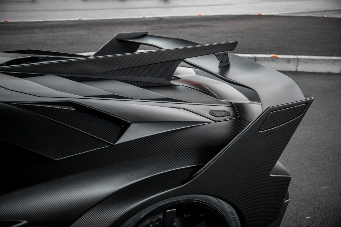 LB★Silhouette WORKS Lamborghini Aventador GT EVO Body Kit
