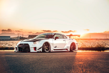 LB★Silhouette WORKS GT 35GT-RR Body Kit