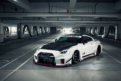 LB★Silhouette WORKS GT 35GT-RR Body Kit
