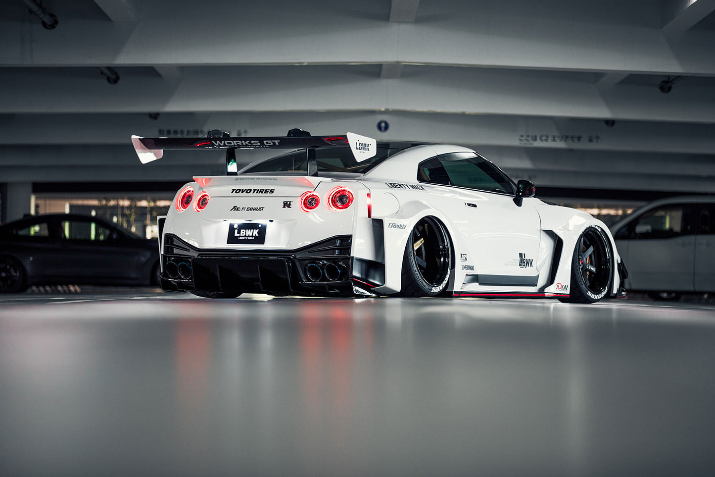 LB★Silhouette WORKS GT 35GT-RR Body Kit