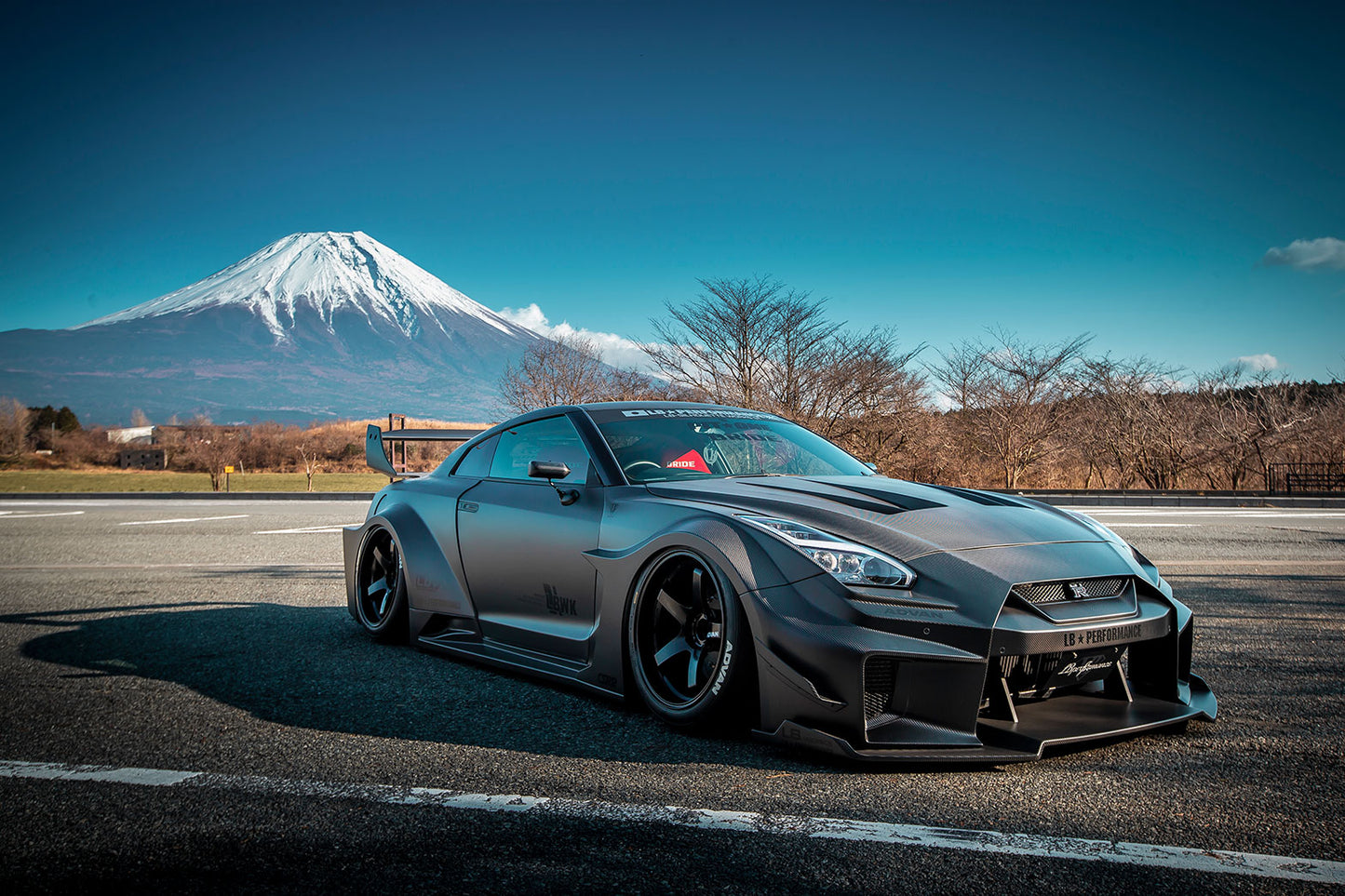 LB★Silhouette WORKS GT 35GT-RR Body Kit