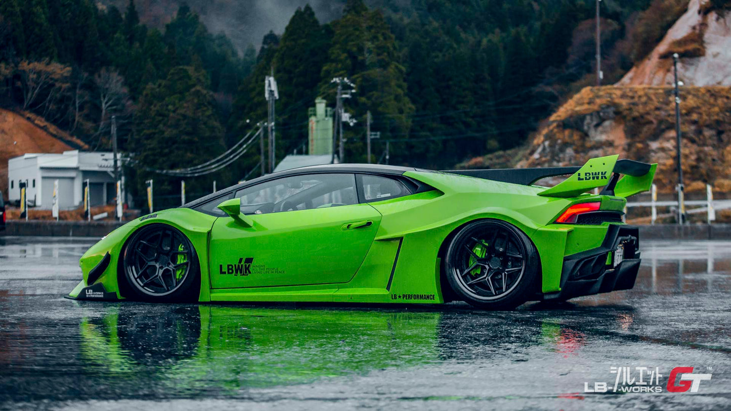 LB★Silhouette WORKS Lamborghini Huracán GT Body Kit (Coupe)