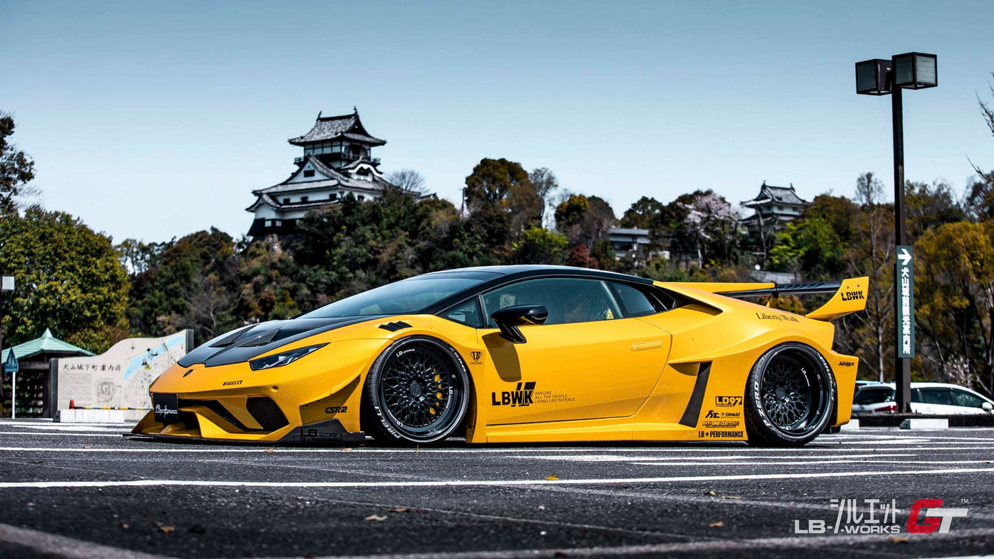 LB★Silhouette WORKS Lamborghini Huracán GT Body Kit (Coupe)