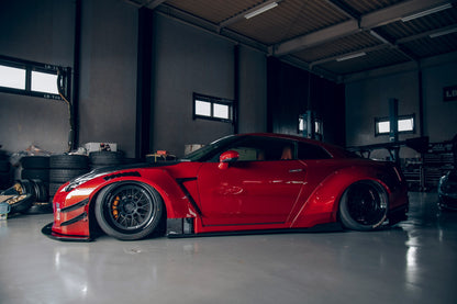 LB★WORKS Nissan GT-R R35 Type 2 Body Kit