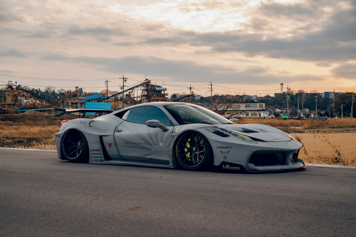 LB★Silhouette WORKS Ferrari 458 GT Full Body Kit