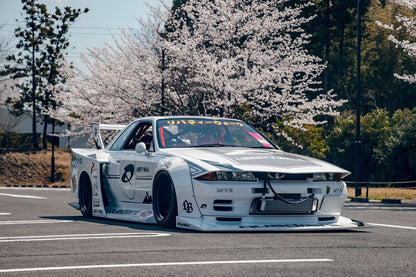 LB★Kaido WORKS Nissan R32 Skyline Body kit