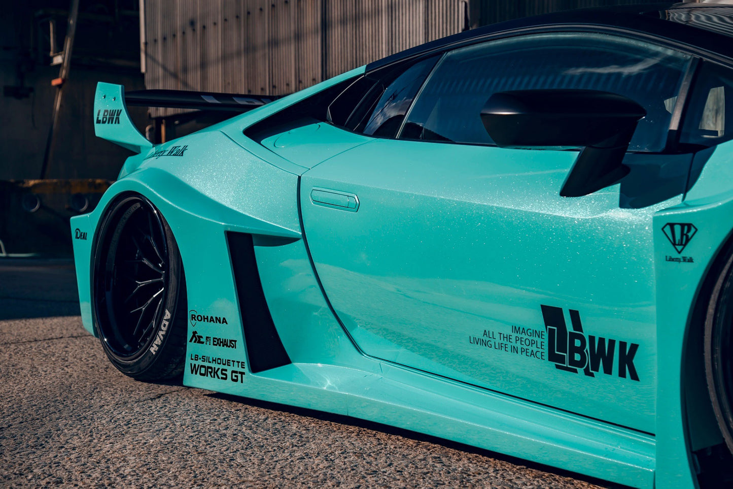 LB★Silhouette WORKS Lamborghini Huracán GT Body Kit (Coupe)